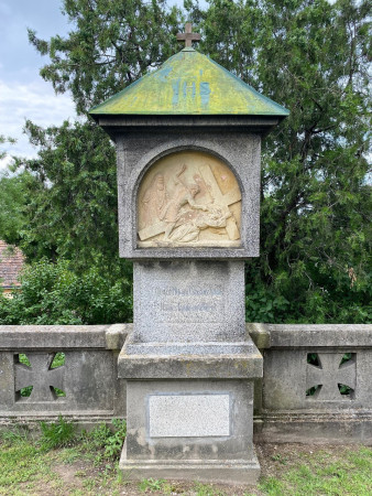 VII. állomás: Jézus másodszor esik el a kereszttel